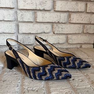 Sarah Flint, Emma Sling, size 7